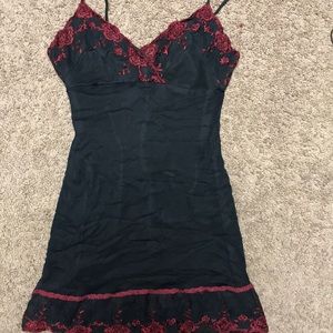 Fredericks of Hollywood black / red chemise